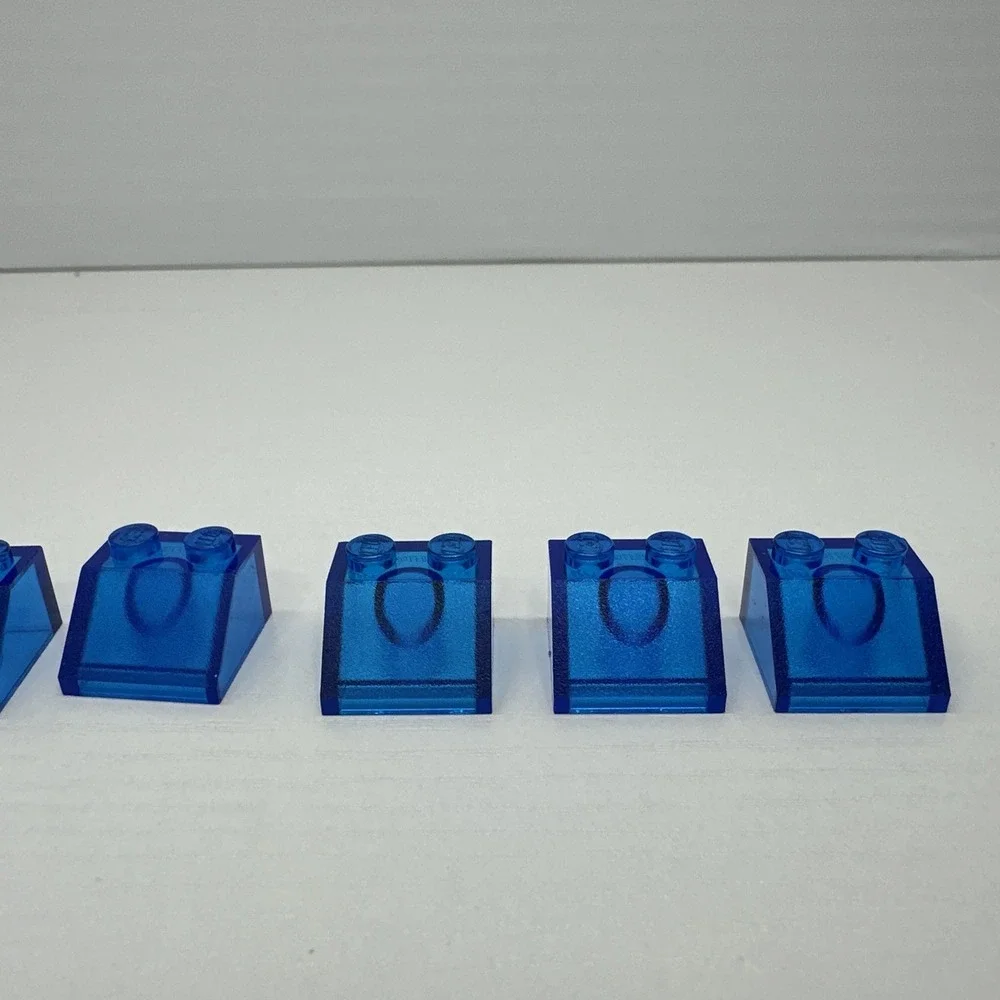 Lego Parts Bricks - Slope 45 2x2 Brick Trans Dark Blue Lot Of 7 Part # 6227 3039 - Picture 4 of 5